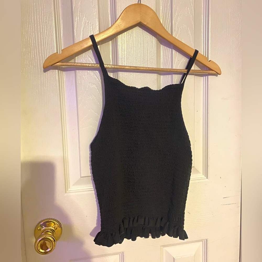 Justify Black Wavy Crop Top!🖤